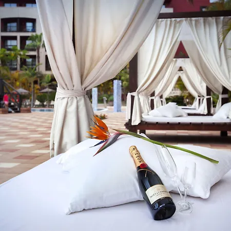 Barcelo 4*